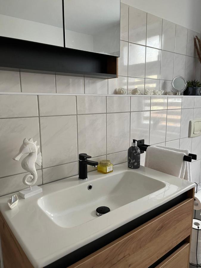 Apartment Horst - Gemuetliche Und Moderne Ferienwohnung In Der Innenstadt Pasewalk Kültér fotó